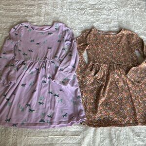 2 girls long sleeve dresses